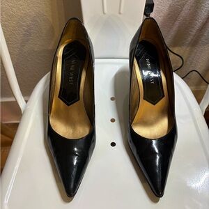 Nine West Black Pointed Toe Heels